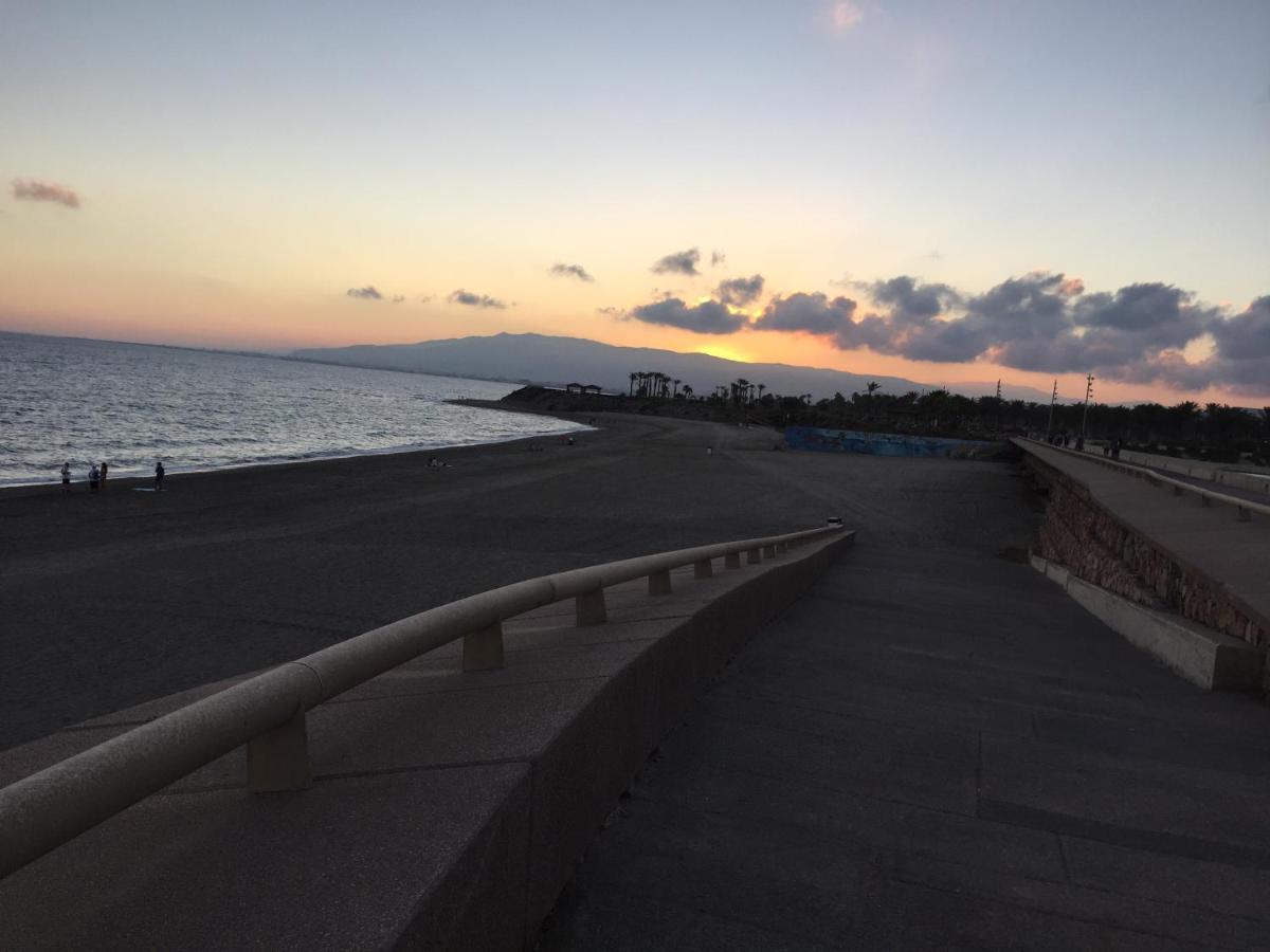 Apartamento Del Toyo Almeria Luaran gambar